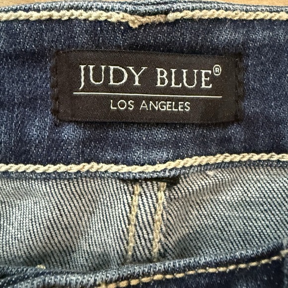 Judy Blue Mid-Rise Cuffed Destroyed Boyfriend Denim Jeans  Size 16W Medium Blue - Picture 7 of 12